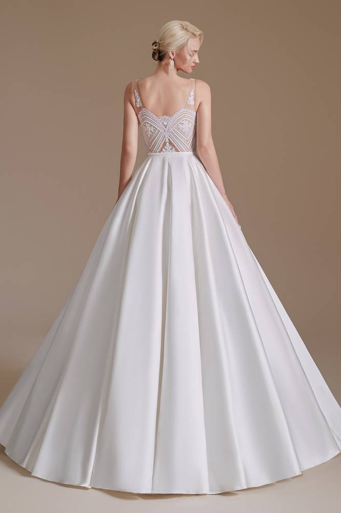 White V-Neck Sleeveless Floor-Length Satin Wedding Dresses with Sash