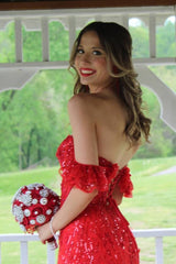 Red Off-The-Shoulder Sequined Mermaid Party Dresses
