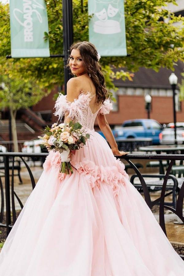 Blushing Pink Off-The-Shoulder A-Line Tulle Prom Dresses with Handmade Flower