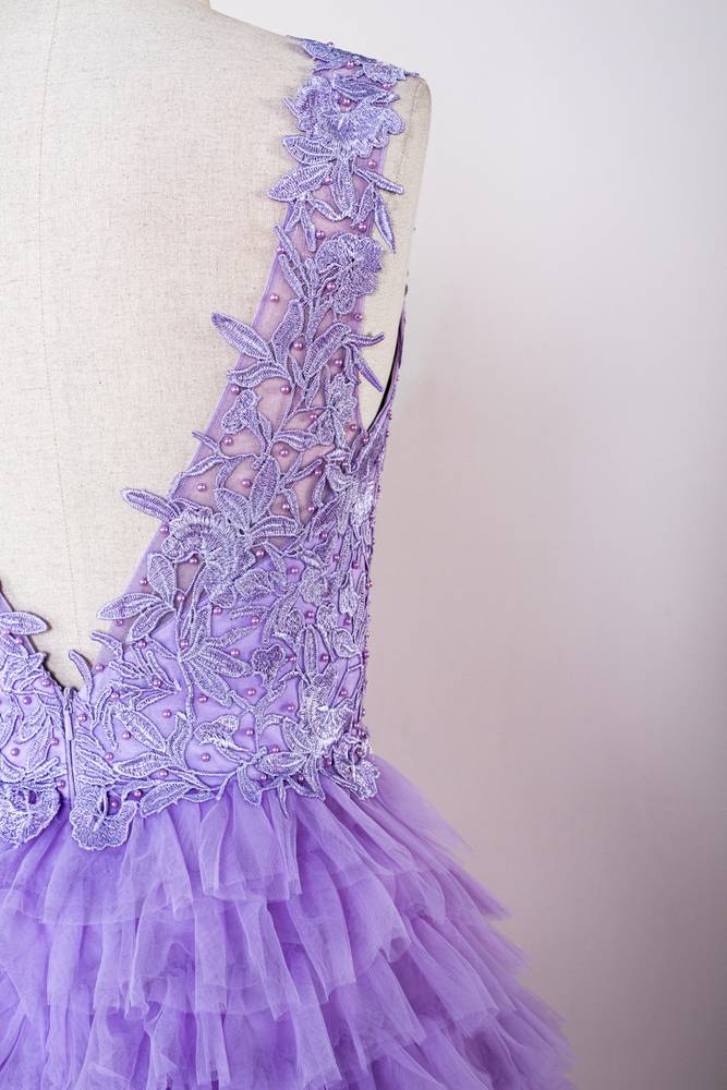 Lavender Tiered V-Neck Sleeveless Tulle Prom Dresses