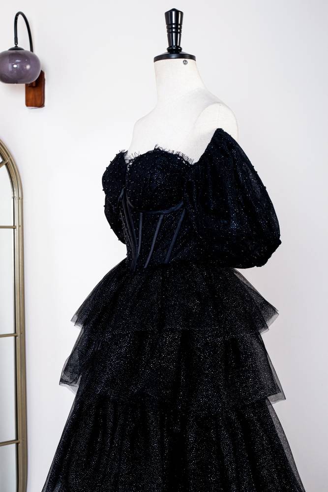 Black Tiered A-Line Short Sleeves Tulle Prom Dresses