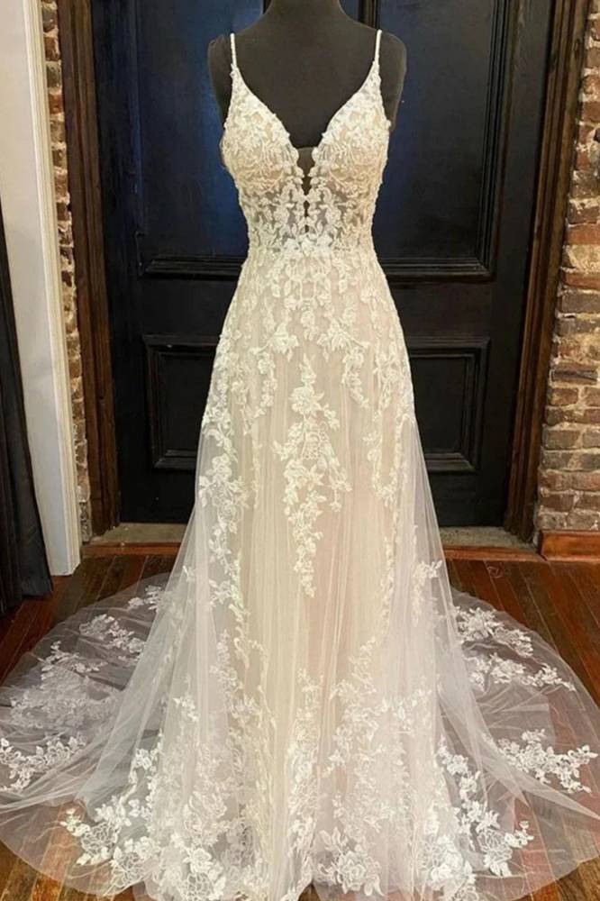 Exquisite A-Line Tulle V-Neck Sleeveless Wedding Dresses with Appliques