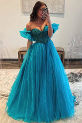 Floor-Length Strapless Ball Gown Tulle Formal Prom Dresses with Beads