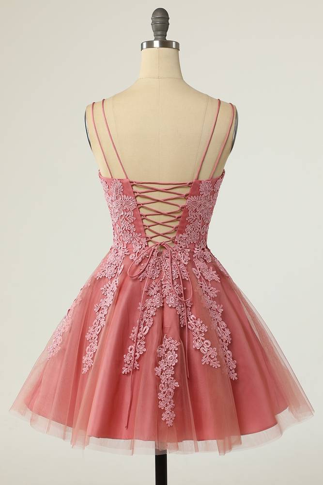 Stylish V-Neck Short A-Line Tulle Homecoming Dresses with Appliques