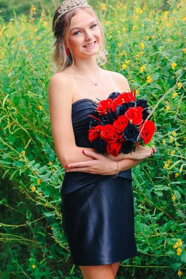 Black Sweetheart Strapless Short Homecoming Dresses with Ruffles