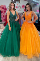 Orange V-Neck Sleeveless A-Line Tulle Formal Prom Dresses with Appliques