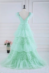 Gorgeous Square Neck A-Line Tulle Prom Dresses with Fur
