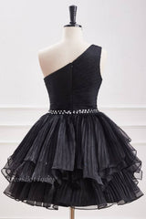 Black One-Shoulder A-Line Tulle Homecoming Dresses with Beads
