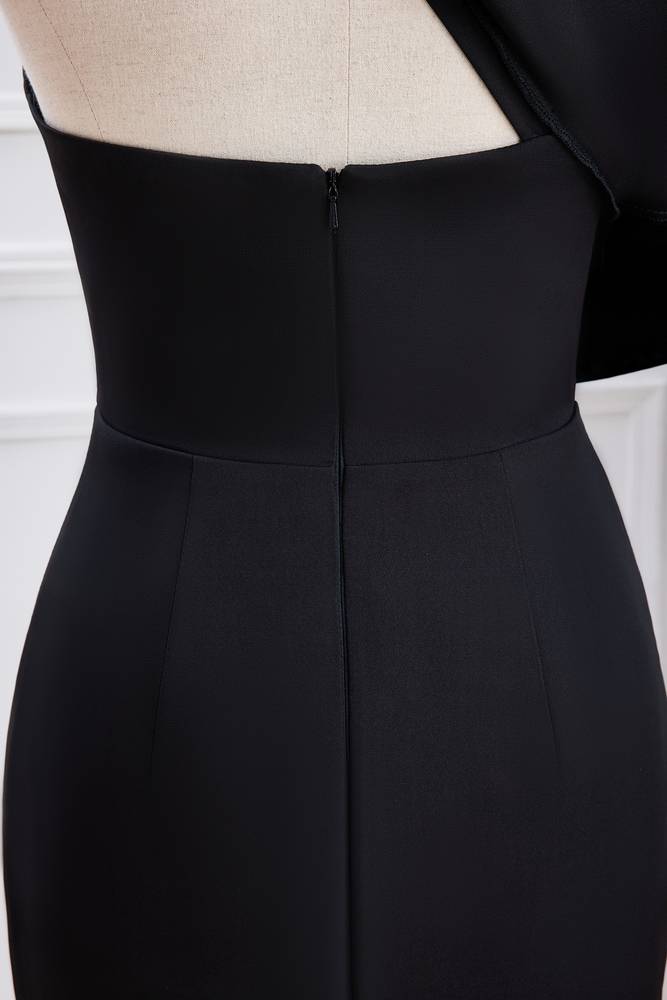 Black One-Shoulder Stretch Satin Mermaid Prom Dresses