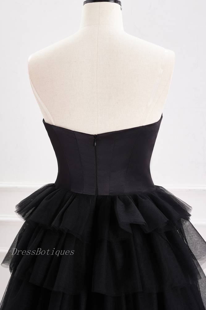 Black Strapless Sweetheart A-Line Tulle Homecoming Dresses
