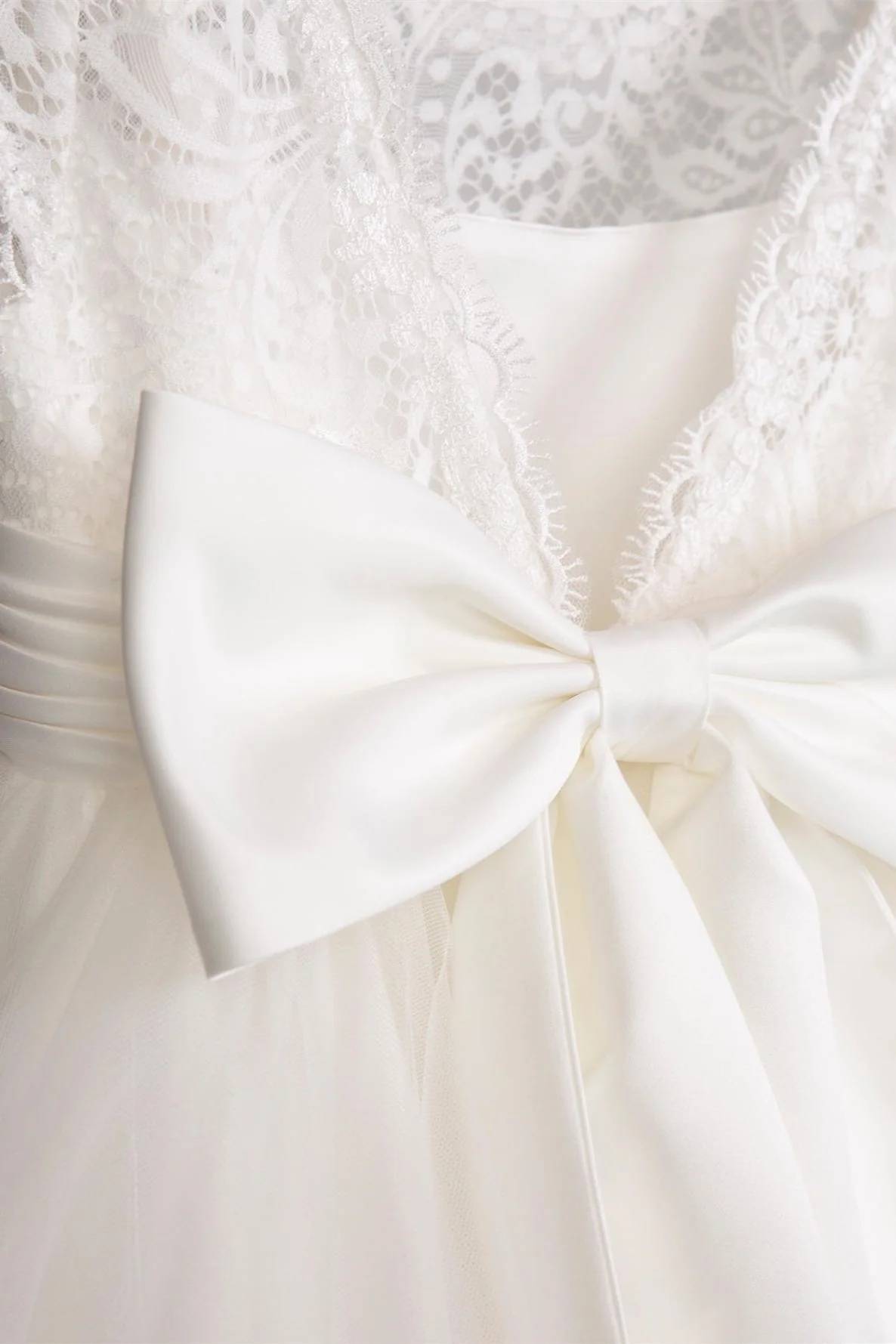 Jewel Neck Cap Sleeves A-Line Flower Girl Dresses with Bow