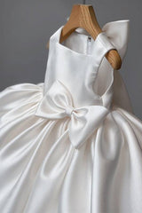 White A-Line Sleeveless Satin Flower Girl Dresses