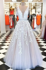 Deep V-Neck A-Line Tulle Party Formal Dresses with Appliques