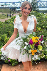 Trendy TieredDeep V-Neck Sleeveless Homecoming Dresses