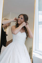 White Deluxe Strapless Sweetheart A-LIne Satin Wedding Dresses