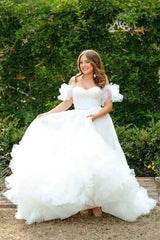 White Sweetheart A-Line Off-The-Shoulder Tulle Party Dresses